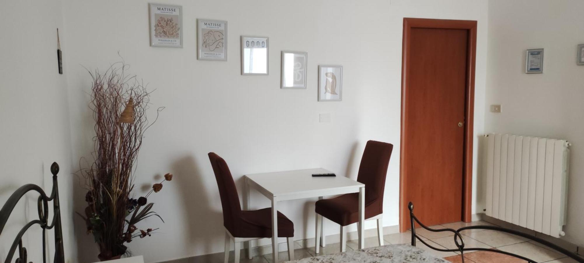 Da Vinci Affittacamere Borgo Taranto Bagian luar foto